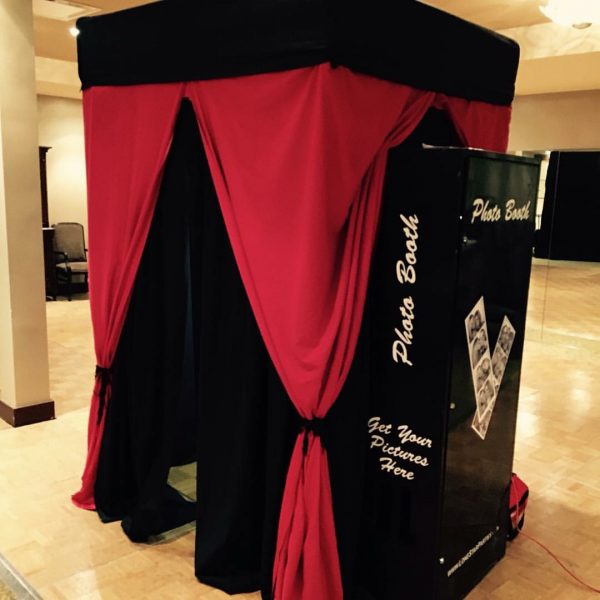 photo booth for rent